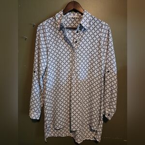 Pleione Monochrome Geometric Print Shirt Size XS But Fits Like A Medium Womens